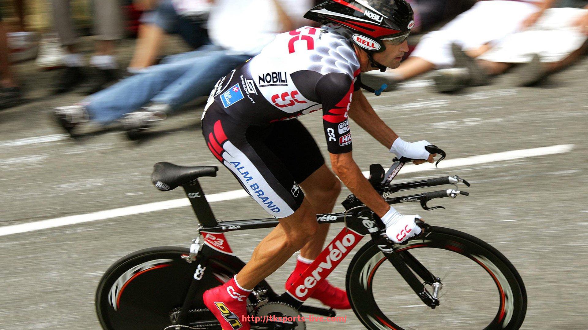 TK体育直播-独行侠2023年签下欧文后对东契奇战术空间的影响分析